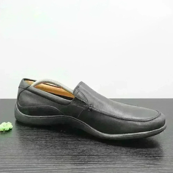 Cole Haan Dalton 2 Gore Black Leather Loafers - Picture 3 of 10